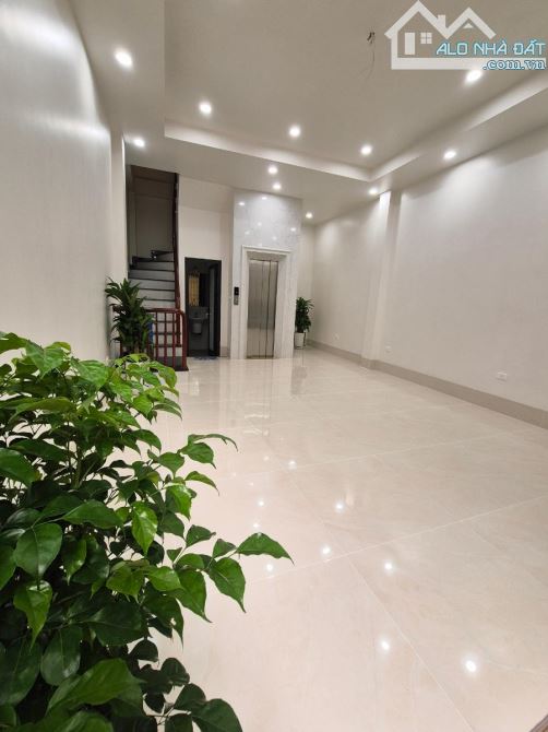 🔥 SIÊU HIẾM – NHÀ MỚI ĐẸP TÔN ĐỨC THẮNG – 45M² x 6 TẦNG – THANG MÁY – Ô TÔ – 15 tỷ - 2