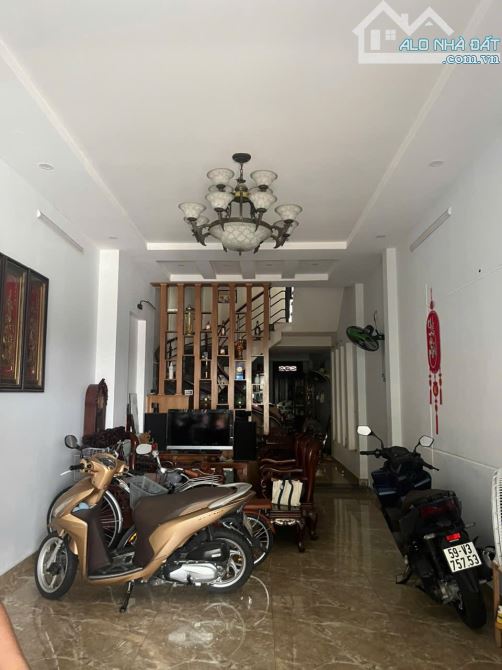 Cần bán nhà Phan Văn Trị, P.7, Gò Vấp Giá 13,6 tỷ - 25
