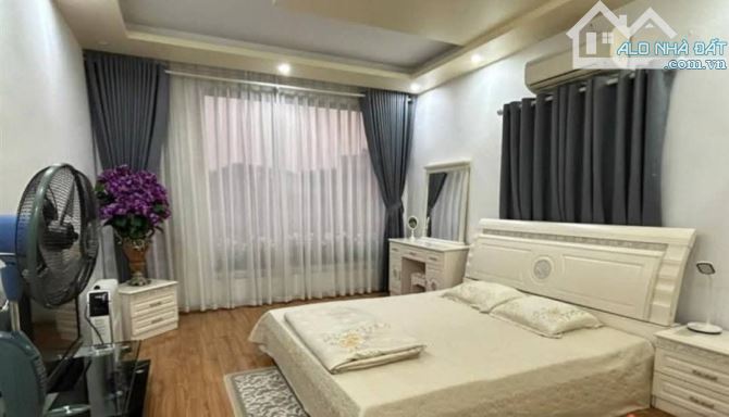 Bán nhà 4 tầng tại Lạch Tray , Đằng Giang , Ngô Quyền Giá  5 tỷ 500 - 3