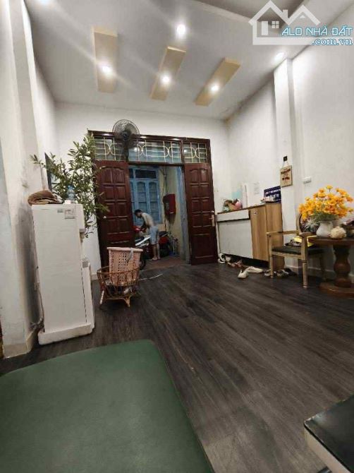 VÕ CHÍ CÔNG NGHĨA ĐÔ CẦU GIẤY, 5 TẦNG 53M GẦN PHỐ Ô TÔ TRÁNH. Nhỉnh 10 tỷ - 3