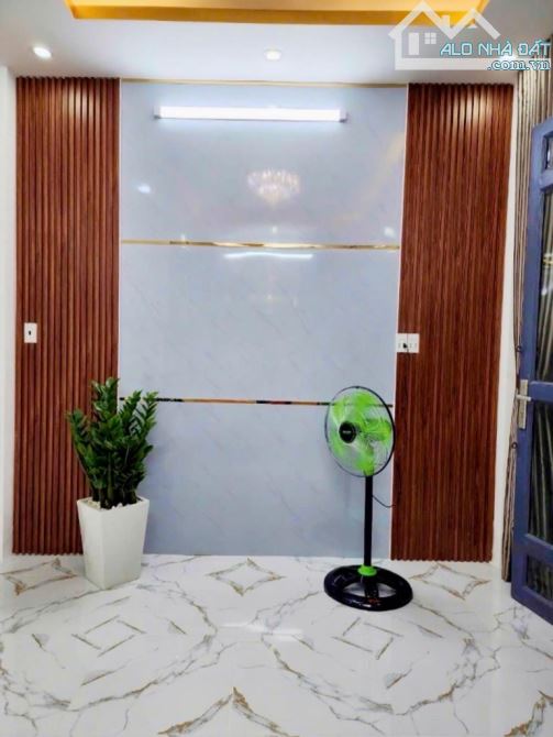 LÔ GÓC 2 MẶT THOÁNG - 4 TẦNG - AN DƯƠNG VƯƠNG-P.13- Q.6 -DT:  34M2 - 4 PN- 4 TỶ 950 - 3