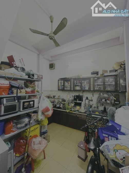 MẶT TIỀN HẺM KINH DOANH - LÒ SIÊU -P.16 - Q. 11 -DT: 4*12.5M (50M2 , 4 TẦNG ) - GIÁ 10.5Tỷ - 3