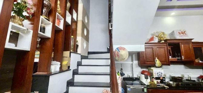 BÁN NHÀ 3 TẦNG – HẺM RỘNG THÔNG THOÁNG – PHƯỜNG TÂN HƯNG – QUẬN 7 - 3