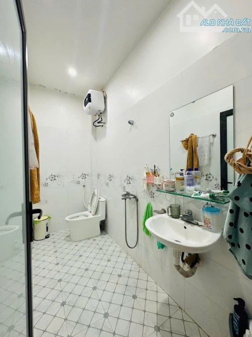 🏡 BÁN NHÀ ĐẸP 2 TẦNG XÂY ĐỘC LẬP – NGAY TRUNG TÂM THỊ TRẤN AN DƯƠNG – Ô TÔ ĐẬU CỬA – GIÁ - 3