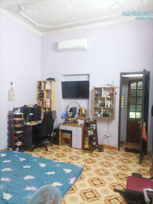 Bán nhà rộng 70m2 dân xây 2,5 tầng mặt đường Cựu Viên giá 3.7 tỷ - 3