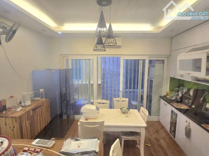 Cần Bán nhà Vĩnh Tuy : PHÂN LÔ QUÂN ĐỘI – 2 MẶT NGÕ – NHÀ TỰ XÂY CỰC CHẮC – VF3 ĐỖ CỬA - 3