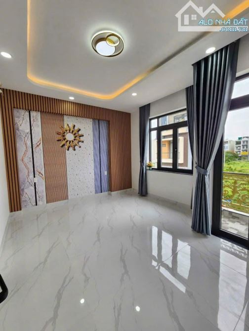 BÁN NHÀ KHU PHÂN LÔ ĐỒNG BỘ TX22 - 3