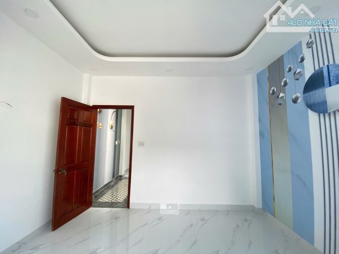 NHÀ ĐẸP NGAY LÊ VĂN QUỚI BÌNH TRỊ ĐÔNG GẤP BÁN - 3
