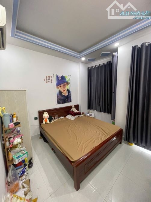 NHÀ  2 TẦNG  NGUYỄN  VĂN QUỲ PHÚ THUẬN QUẬN 7 ,  Diện tích: 5x10m (50m²) - 3