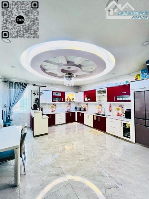 Nhà khu Tên Lửa - Aeon Mall - 100m² (5m x 20m) - 4 tầng - 5PN rộng - 3