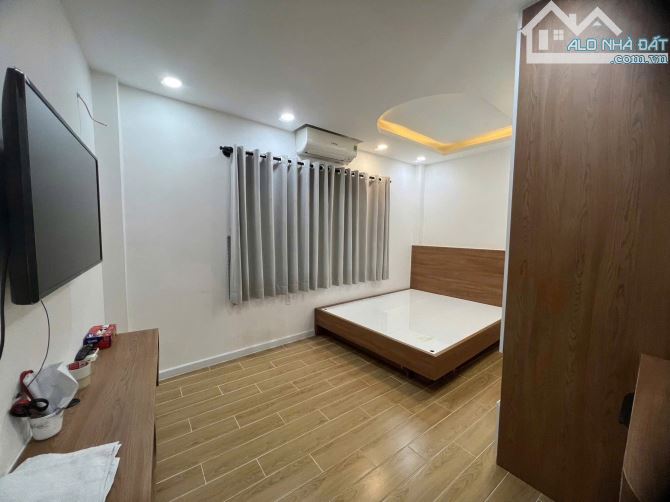 NHÀ 2PN - 2 WC CHO THUÊ QUẬN 10 FUL NT - 13TR/THÁNG - 3
