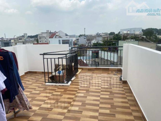 Bán nhà 4 tầng gần THCS Hoa Lư, hẻm xe hơi thông, 4x15, nhà mới - 3