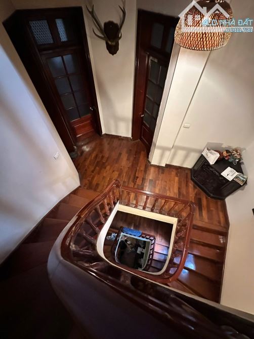 Biệt thự nhà vườn Láng Hạ, Ba Đình. Phân lô quan chức, 126m², MT 9.5m, ô tô tránh, 52 tỷ - 4