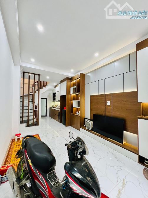 Nhà đẹp 5 tầng, 32m, ở sướng, KD đỉnh, ô tô đỗ cửa, Đinh Công, Hoàng Mai - 4