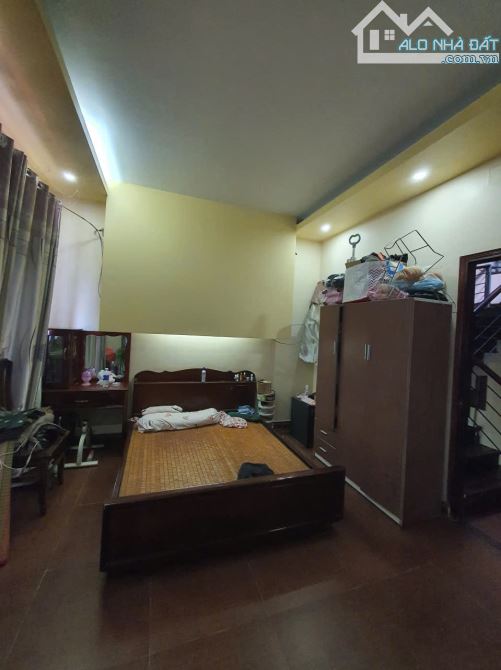 Hẻm 5m Ô tô 7 chỗ đậu cửa, Nhà 3Tầng BTCT chắc, Đẹp, Huỳnh Văn Nghệ, 75m2 Nở Hậu Chỉ 8.6Tỷ - 4