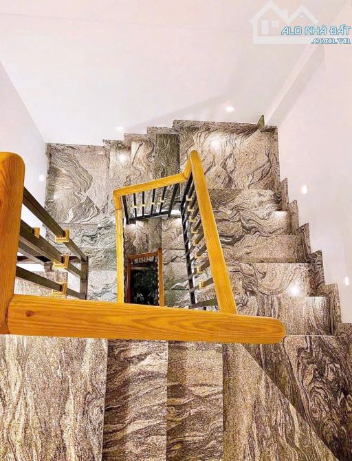 BÁN NHÀ Q4 MỚI ĐẸP 4 TẤM HÌNH THẬT SÁT MẶT TIỀN KHU YÊN TĨNH GIÁ 4 TỈ 790 KHU DÂN CƯ - 4