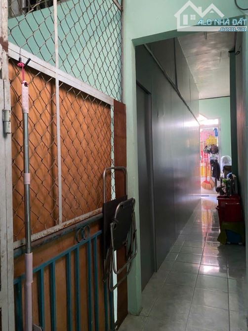 Bán nhà 2 tầng, Trần Xuân Soạn, Quận 7. DT 95m2, HXH, 4PN, Dòng tiền. Nhỉnh 9tỷ - 4