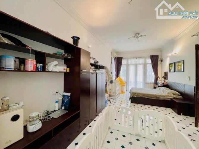 SIÊU PHẨM TÔ HIẾN THÀNH Q10 – THANG MÁY – 124M2 x 6T– DÒNG TIỀN 1.2 TỶ/NĂM. GIÁ 25.2 TỶ - 4
