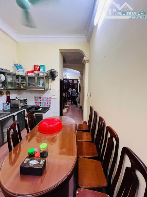 PHÂN LÔ QUAN HOA 44M2, 4 TẦNG – Ô TÔ ĐỖ CỬA – NGÕ QUẬN UỶ – 2 MẶT THOÁNG – 12.3 TỶ - 4