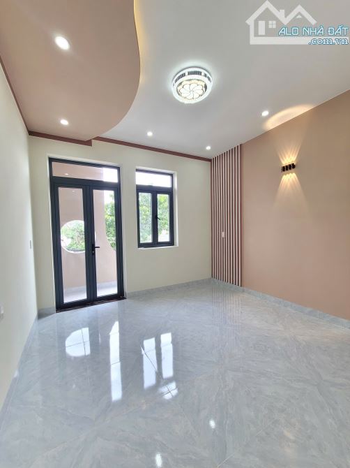 nhà 106,2m2 3ty850 TL sân xe hơi 7 chỗ, gần đường Bùi Hữu Nghĩa 300m, p.Tân Hạnh - 4