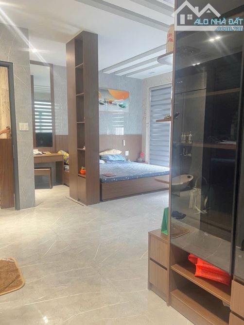 BIỆT THỰ VIP LÔ GÓC KĐT CẦU BƯƠU, THANH TRÌ,100M,4T,MT18M, THANG MÁY, VỈA HÈ, Ô TÔ - 4