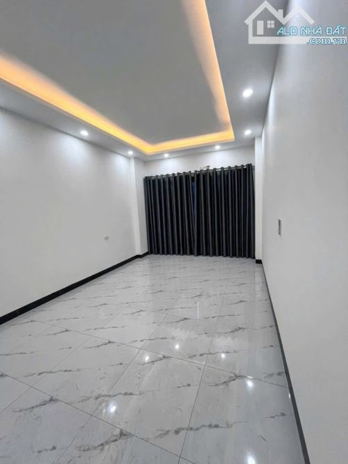 🏡  4 tầng 30m2  Phụng Châu - Chương Mỹ  👉 gần Đại học sptd Thể Thao 500m - 4