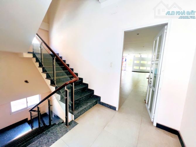 Bán nhà 3 tấm nở hậu 6,5 x 33 hẻm 6m 1/ Thống Nhất - 4