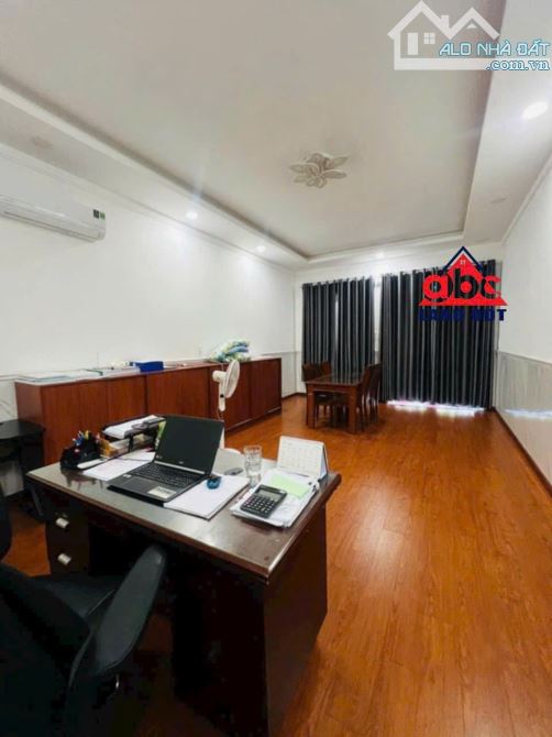 Chủ Hạ Thêm 6tỷ500 Từ 24tỷ Nay Chỉ Còn 17tỷ500 Còn Thương Lựong. - 4