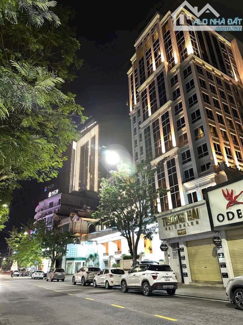 Bán lô đất mặt tiền Bến Nghé ngay Gần Ngã 6 Vincom, Tp.Huế giá chỉ 22,5 tỷ - DT: 125m2 nga - 4