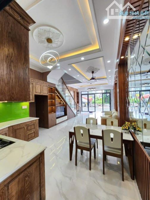 BÁN NHÀ KHU PHÂN LÔ ĐỒNG BỘ TX22 - 4