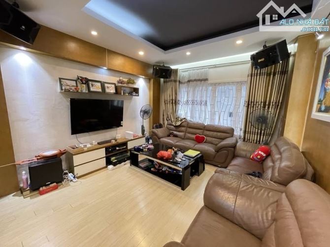 BÁN NHÀ THÁI HÀ, NHÀ MỚI FULL NT, 2 THOÁNG, PHÂN LÔ CÁN BỘ, GARA Ô TÔ, GẦN PHỐ, HƠN 19 TỶ. - 4