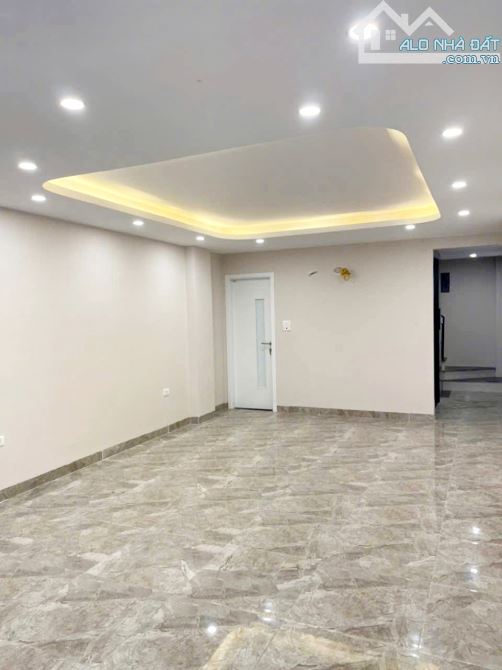 Bán nhà mặt phố Tây Sơn Đống Đa 52m 5T thang máy Kinh doanh vỉa hè 23 tỷ - 4