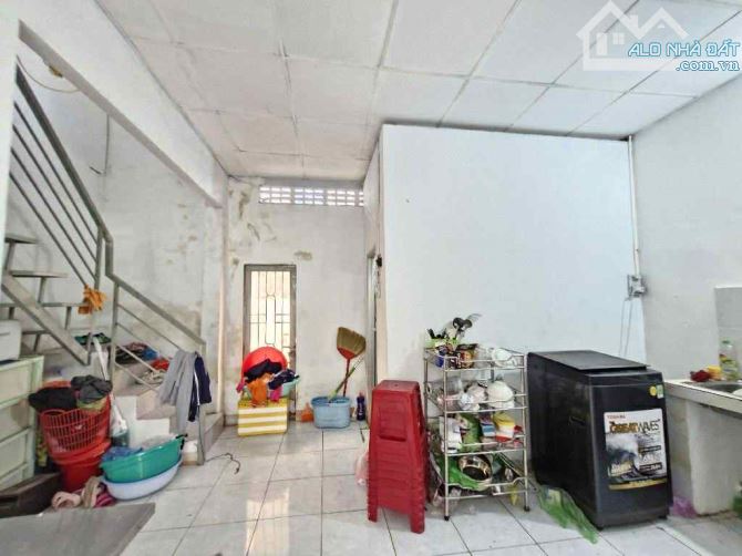 bán nhà 2 mặt tiền hẻm xe hơi ngag 6.5 nở hậu 9m đình phog phú - 4