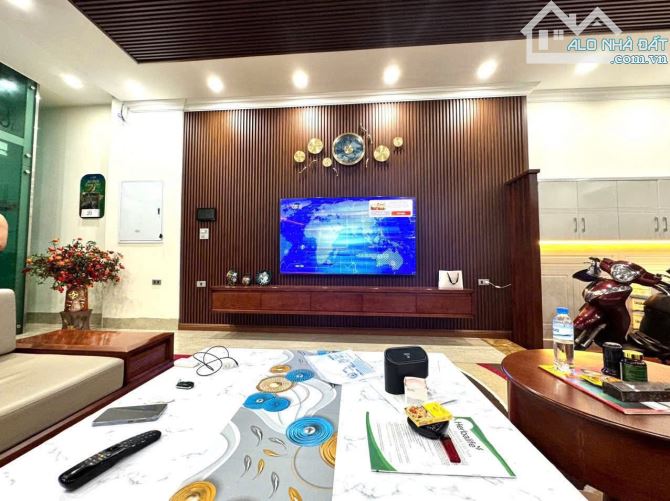 BÁN NHÀ PHÂN LÔ LÁNG HẠ ĐỐNG ĐA  66M 6 TẦNG 28 TỶ - 5
