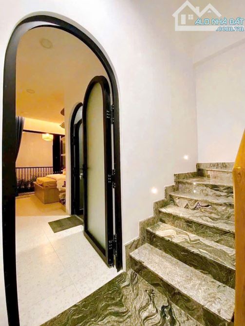 BÁN NHÀ Q4 MỚI ĐẸP 4 TẤM HÌNH THẬT SÁT MẶT TIỀN KHU YÊN TĨNH GIÁ 4 TỈ 790 KHU DÂN CƯ - 5