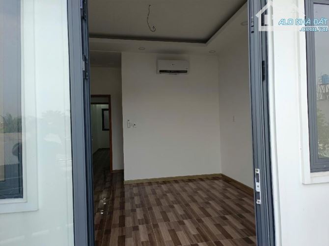 BÁN NHÀ THẠNH XUÂN 24, HẺM 5M THÔNG, 3 TẦNG BTCT, QUẬN 12, DT 64M2 (4× 16),GIÁ SIÊU RẺ - 5