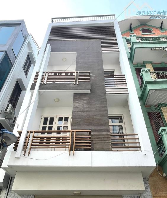 LÊ THANH NGHỊ - HAI BÀ TRƯNG - Ô TÔ TRÁNH - KINH DOANH MỌI LOẠI HÌNH - 67M - 27 TỶ.