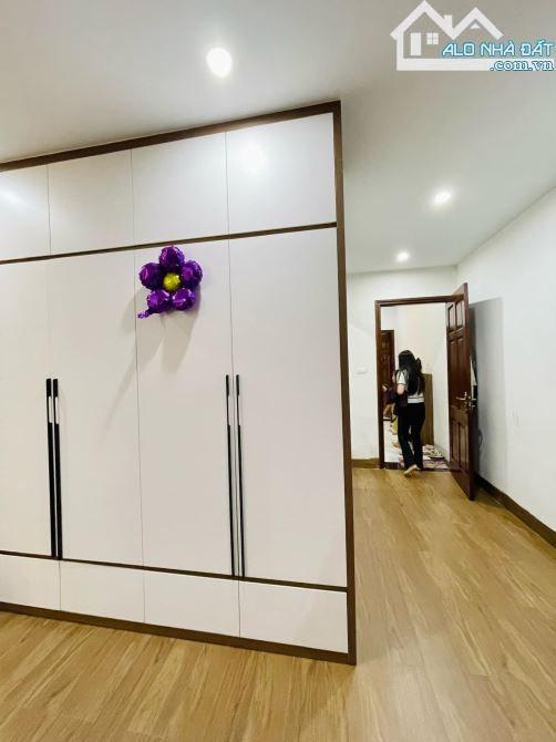 BÁN NHÀ HỒ TÙNG MẬU, 7 TẦNG THANG MÁY, GARA, Ở & CHO THUÊ 30 Tr, 90m MT 4.5m 22 Tỷ - 5