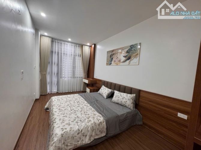 🏡 CẦN BÁN NHÀ NGUYỄN CHÍ THANH – 30M² x 6 TẦNG – GIÁ CHỈ 5.5 TỶ - 5