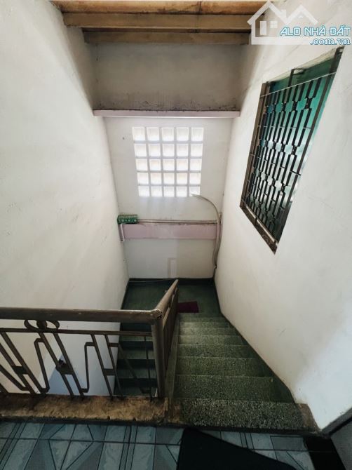 MẶT TIỀN HẺM KINH DOANH - LÒ SIÊU -P.16 - Q. 11 -DT: 4*12.5M (50M2 , 4 TẦNG ) - GIÁ 10.5Tỷ - 5