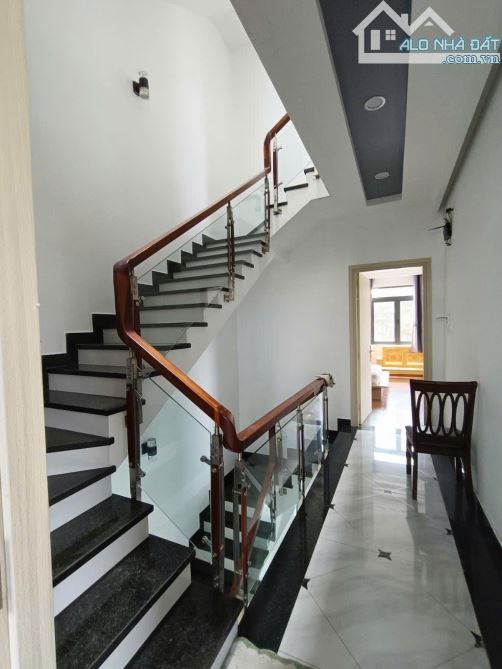 NHÀ ĐẸP, HẺM KD 8m - KHU LÝ THƯỜNG KIỆT - 4.7x24 (112m2), 4TẦNG - 14 TỶ - 5