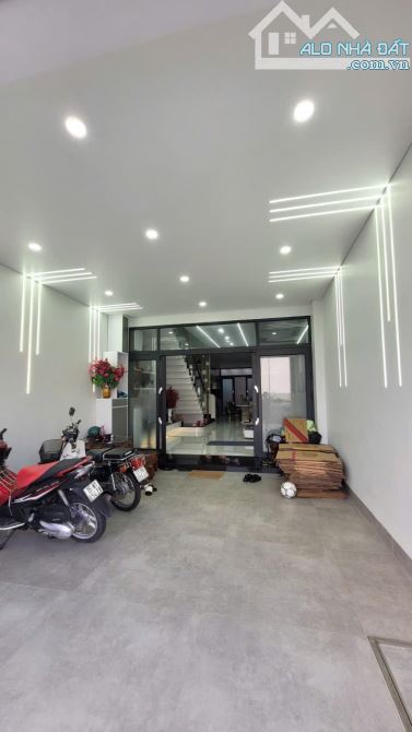 Bán nhà 1 trệt 2 lầu khu phố biển rạng đông Hướng Nam view công viên - 5