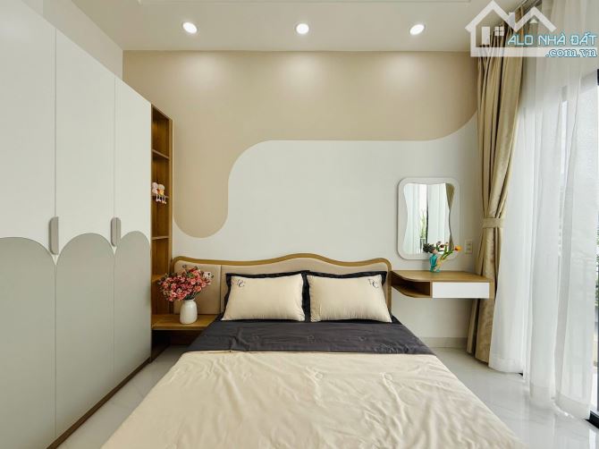 SIÊU PHẨM NGUYỄN TƯ GIẢN - 4 TẦNG FULL NỘI THẤT - 41m2 - 5,8 TỶ - 5