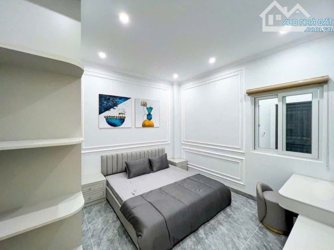 GIÁ FULL 2,55 TỈ CẦN BÁN GẤP NHÀ 3 TẦNG 150m2 ĐƯỜNG 7m, 4PN 4 TOILET,SỔ HỒNG RIÊNG TDM - 6