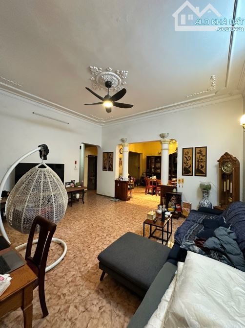 Biệt thự nhà vườn Láng Hạ, Ba Đình. Phân lô quan chức, 126m², MT 9.5m, ô tô tránh, 52 tỷ - 6