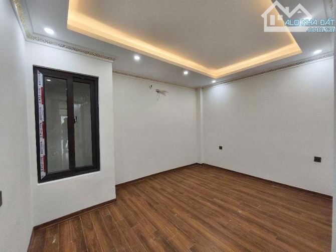 Bán nhà mặt phố Thanh Am, 68m2- 6 tầng- 17 tỷ, thang máy, kinh doanh - 6