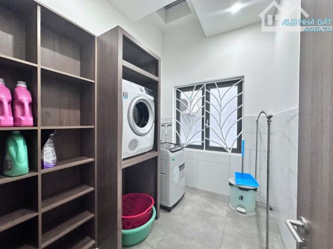 BÁN BIỆT THỰ LÔ GÓC VEN SÔNG ĐƯỜNG THĂNG LONG -DIỆN TÍCH 148M2 NGANG 7,5M GIÁ CHỈ 10,5 TỶ - 6