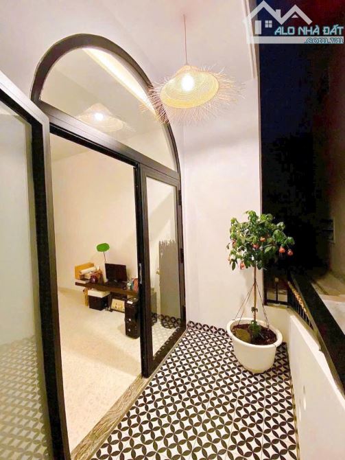 BÁN NHÀ Q4 MỚI ĐẸP 4 TẤM HÌNH THẬT SÁT MẶT TIỀN KHU YÊN TĨNH GIÁ 4 TỈ 790 KHU DÂN CƯ - 6