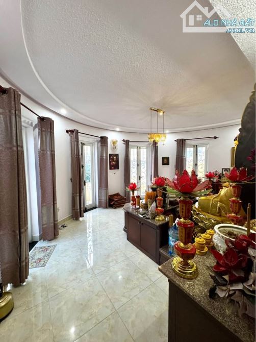 Biệt thự phong cách cổ điển - Ngô Thỳ sỹ. Đà Lạt - 19.6 tỷ - 6