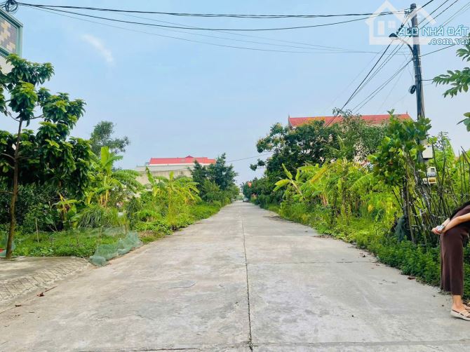BÁN ĐẤT  GIA TRẤN  - NGAY CHỢ GIÁN- CÁCH ĐƯỜNG 1A   KHOẢNG 200M - - 6
